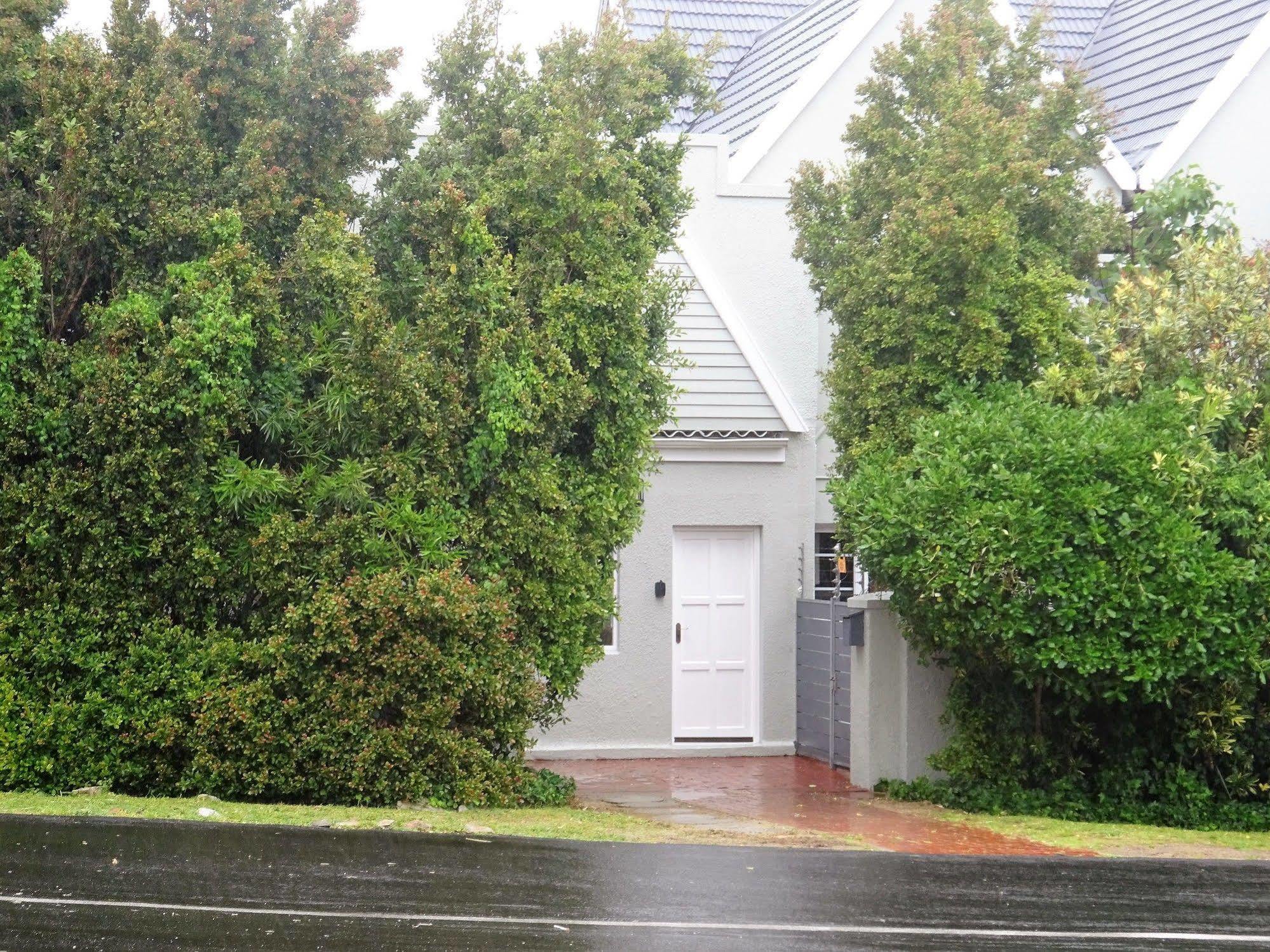 Walker Bay Manor Mansion Hotel Hermanus Exterior photo